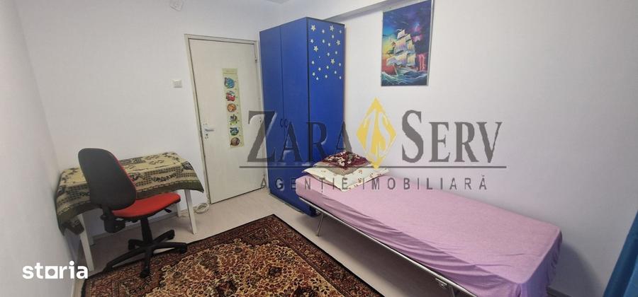 Apartament cu 3 camere decomandat în Vest