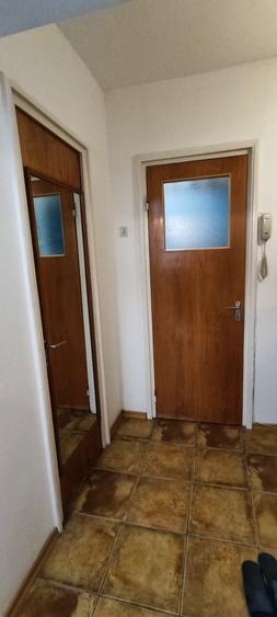 Apartament cu 3 camere decomandat în Tineretului