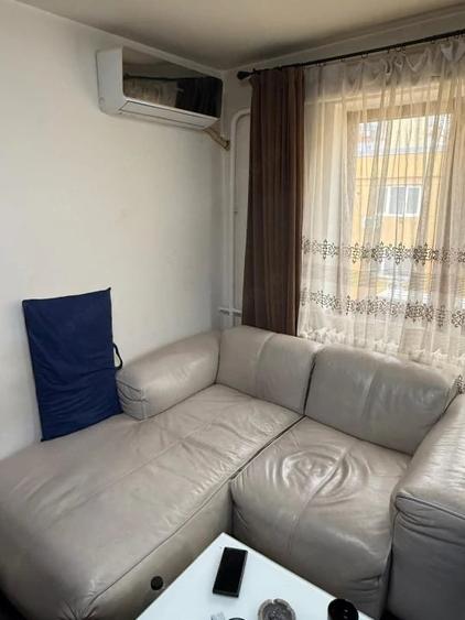 Apartament 2 camere, 26.83 mp, zona Pia?a Valea Ro?ie - 4