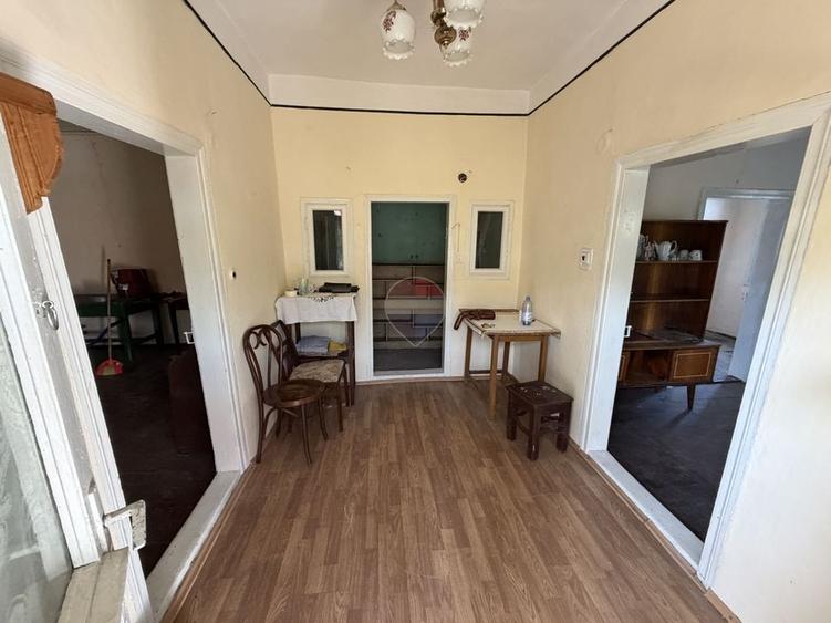 Casă individuală cu 3 camere cu Teren 900 Mp în Soveja