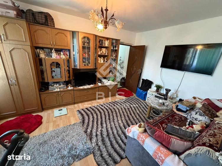 Apartament de vanzare 3 camere - zona Decebal - 4