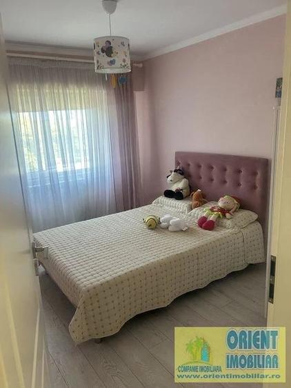Apartament cu 3 camere decomandat în Dacia