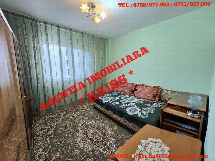 Apartament cu 3 camere decomandat în Exercițiu