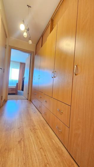 Apartament cu 3 camere decomandat în Centrul Civic