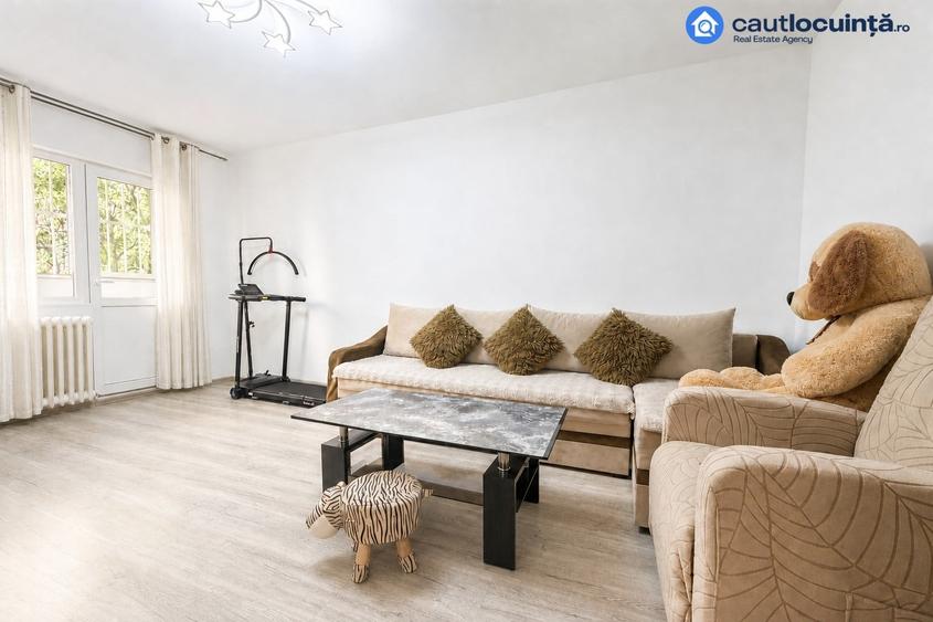 Apartament cu 3 camere în Drumul Taberei