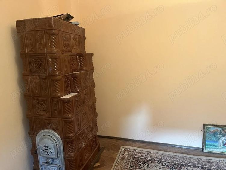 Casă cu Teren 2000 Mp în Central