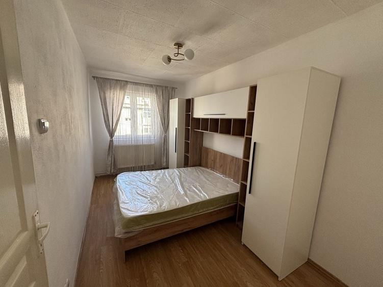 Garsonieră decomandată în Central