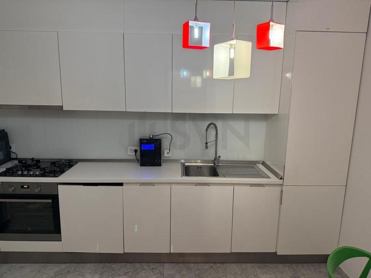 Apartament cu 4 camere decomandat în Aviatorilor