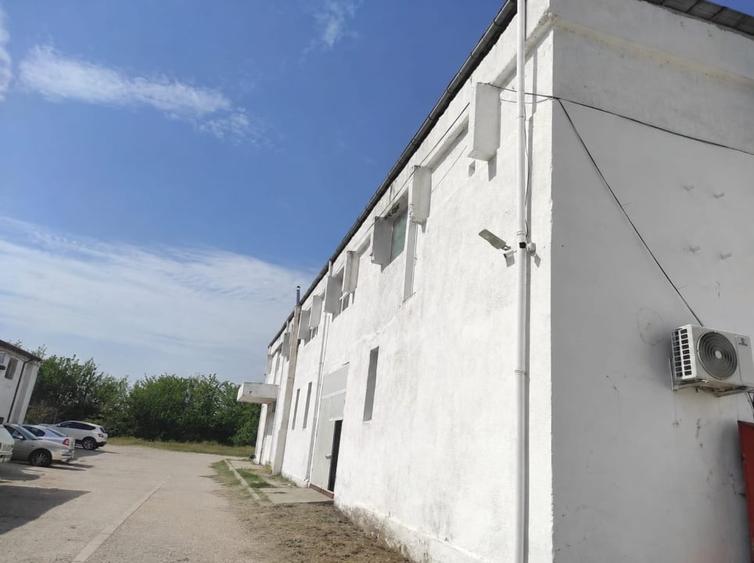 Spațiu industrial, de 1,300 mp, în Brestei