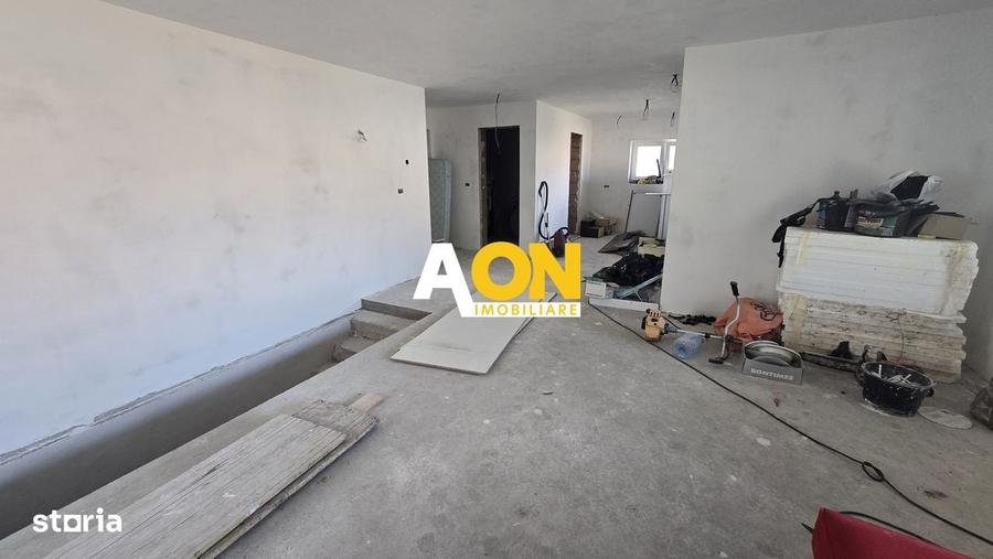 Casă cu 4 camere cu Teren 400 Mp în Micești