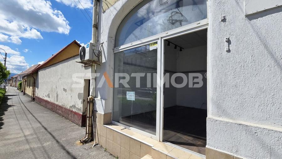 Spațiu comercial, de 24 mp, în Central