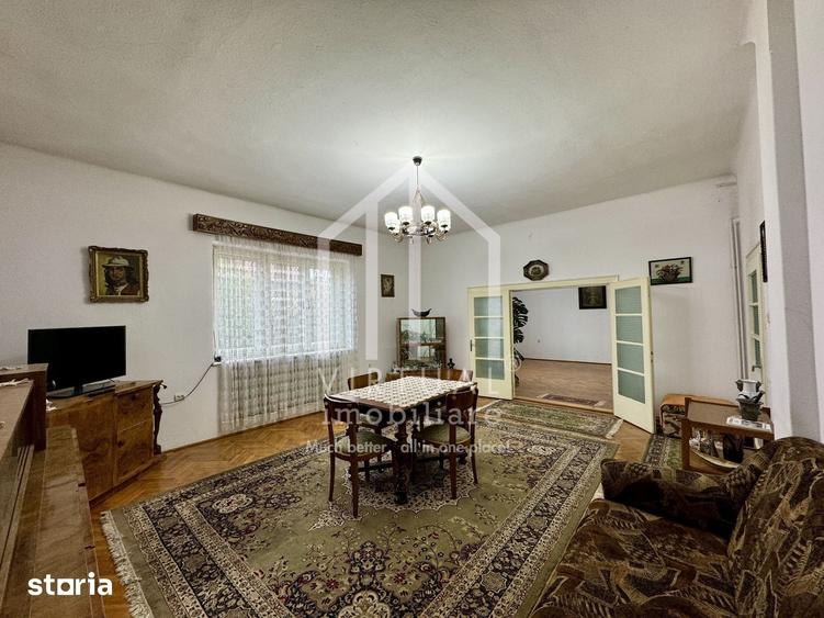 Apartament cu 4 camere în Central