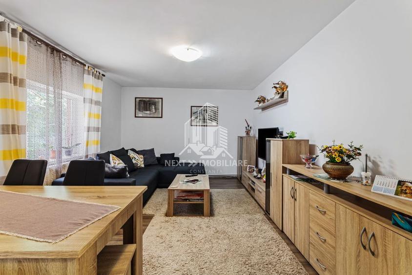 Casă cu 5 camere cu Teren 408 Mp în Coiciu