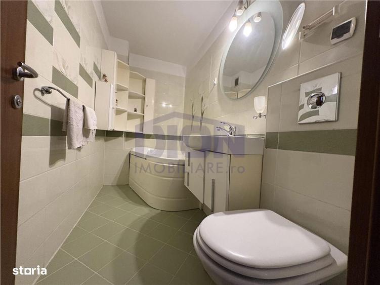 Apartament cu 3 camere decomandat în Unirii