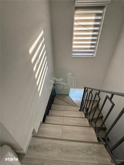 Casă cu 3 camere decomandat cu Teren 112 Mp în Central