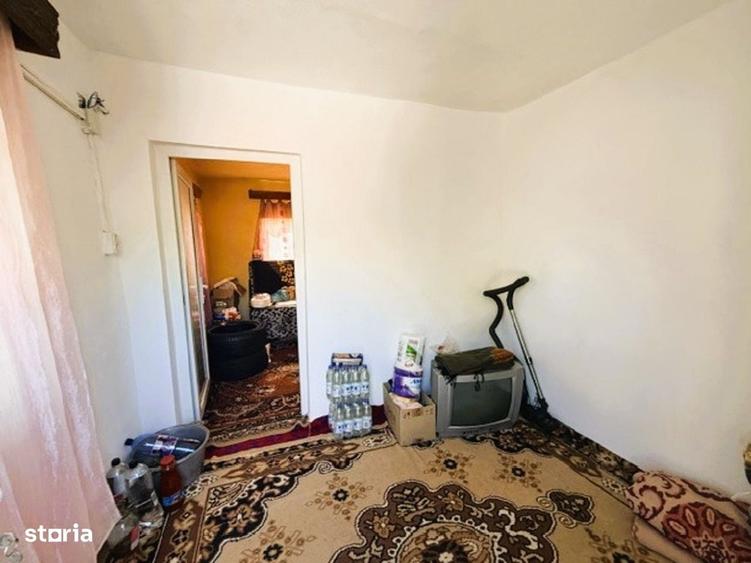 Gospodarie In Teslui | Teren 2700 mp | Casa+anexe - 3