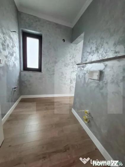 Casă cu 4 camere cu Teren 373 Mp în Central