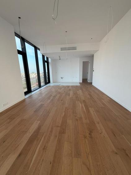 Apartament cu 4 camere semidecomandat în Cotroceni