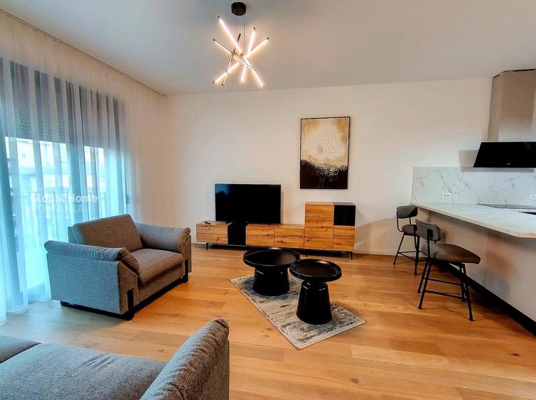 Apartament cu 2 camere semidecomandat, mobilat în Domenii