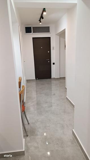 Apartament cu 2 camere decomandat în Exterior Vest