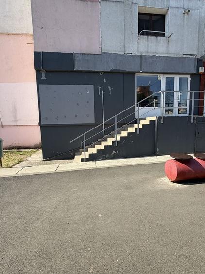 Spațiu comercial, de 72 mp, în Dallas