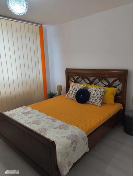 APARTAMENT DE ÎNCHIRIAT CU DOUĂ CAMERE IN ION MIHALACHE SEC.1 - 5