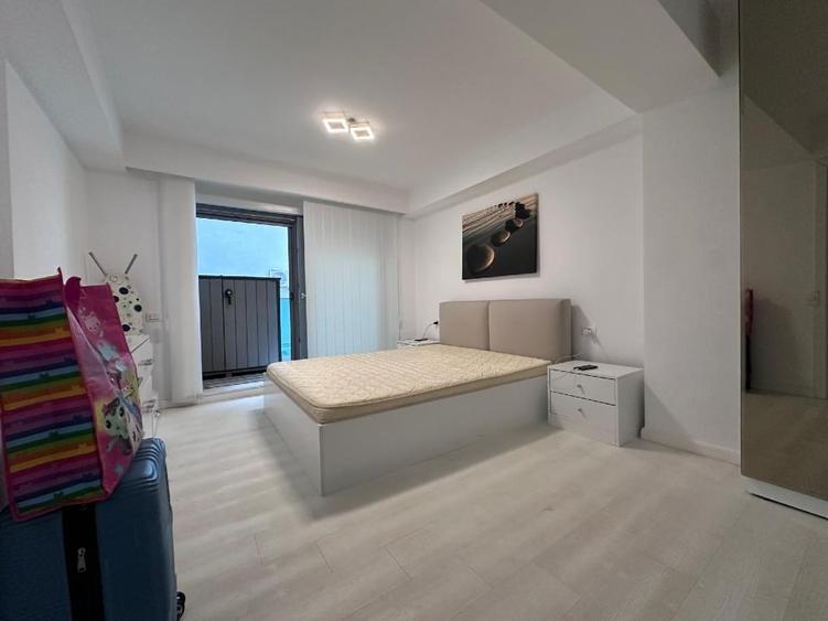Apartament cu 2 camere decomandat, mobilat în Central