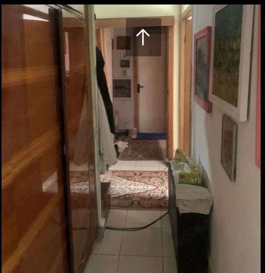 Apartament cu 4 camere decomandat în Crihala