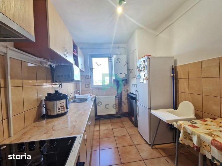 Apartament cu 2 camere semidecomandat în Est