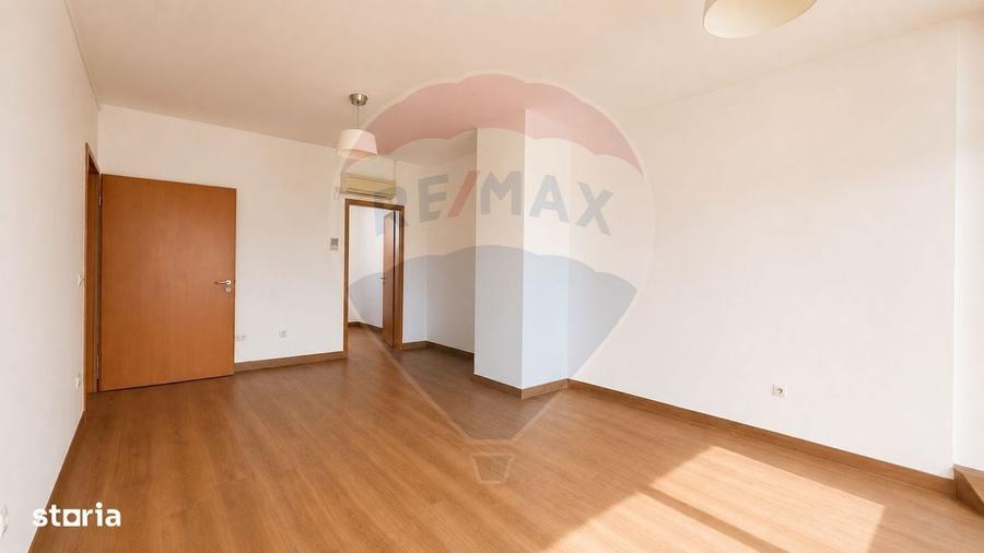 Spațiu comercial, de 98 mp, în Central