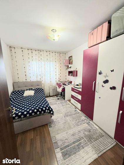 Apartament cu 3 camere în Nufărul