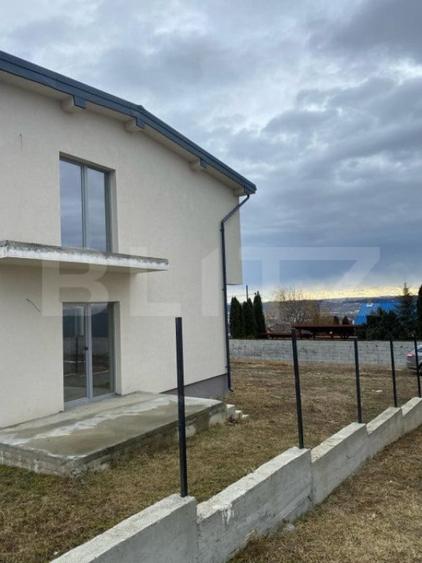 Casă cu 3 camere cu Teren 400 Mp în Burdujeni
