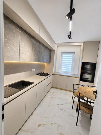 Apartament cu 2 camere decomandat în Tunari