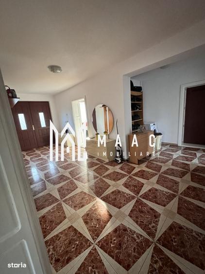 Casă cu 4 camere în Ludoș