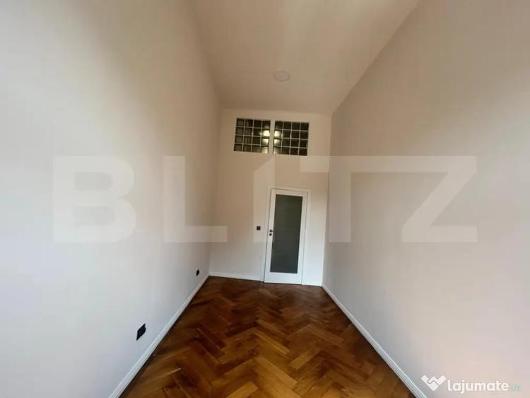 Casă cu 4 camere cu Teren 200 Mp în Central