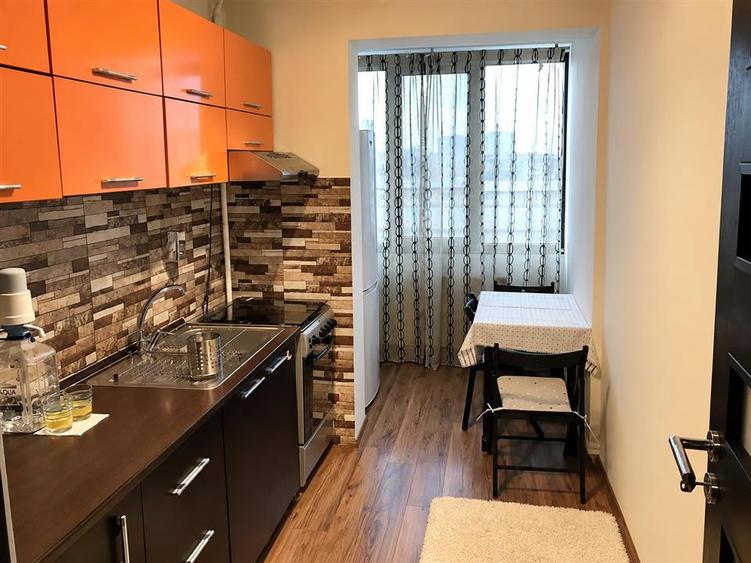 Apartament cu 2 camere semidecomandat, mobilat în Gara de Nord
