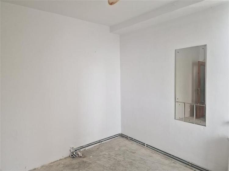 Apartament 3 camere, 90 mp, Centrul Civic Brasov, potential de renovare. - 5