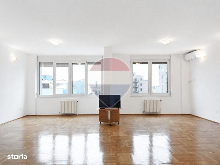 Apartament cu 3 camere în Gara de Nord