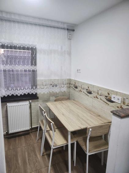 Garsonieră decomandată în Dorobanți