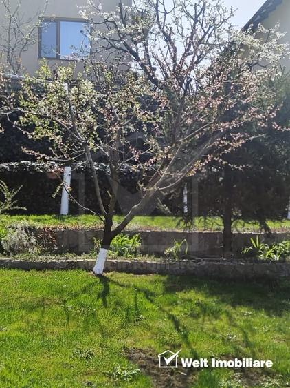 Casă individuală cu 3 camere cu Canalizare în Dezmir