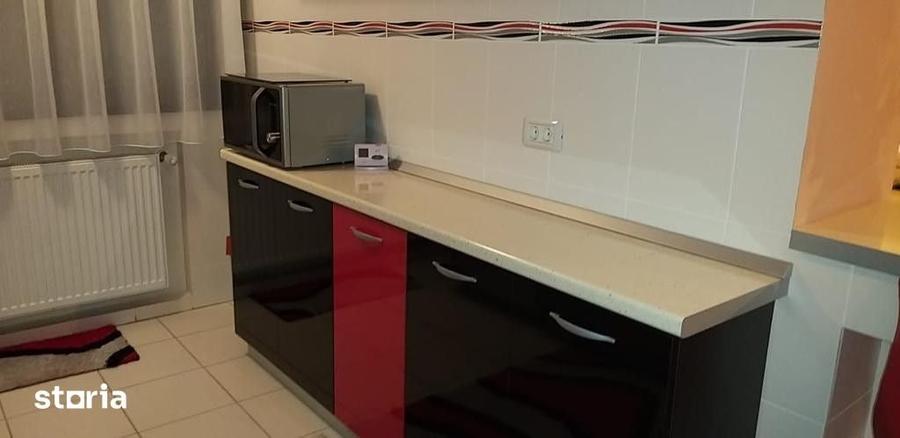Apartament cu 3 camere în Inel I