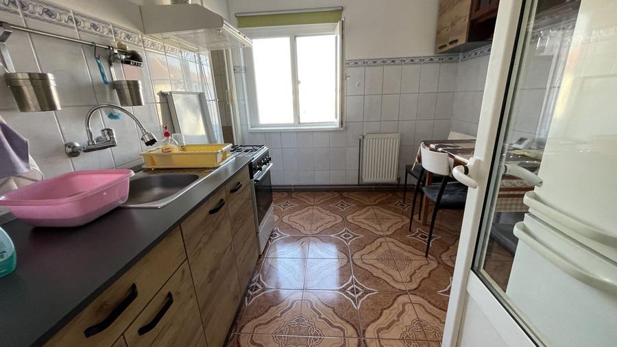 Apartament spațios cu două camere, etajul 4 cu acoperiș. - 10