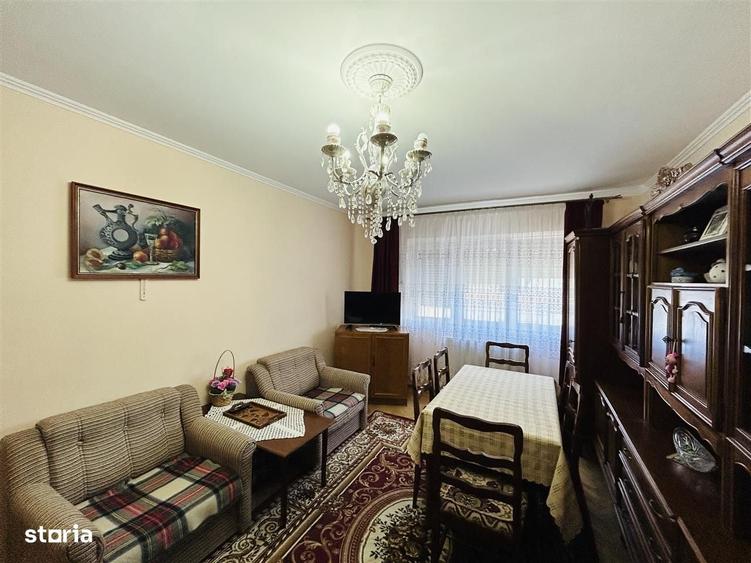 Apartament 2 camere decomandat - balcon si pivnita - Calea Dumbravii - 3