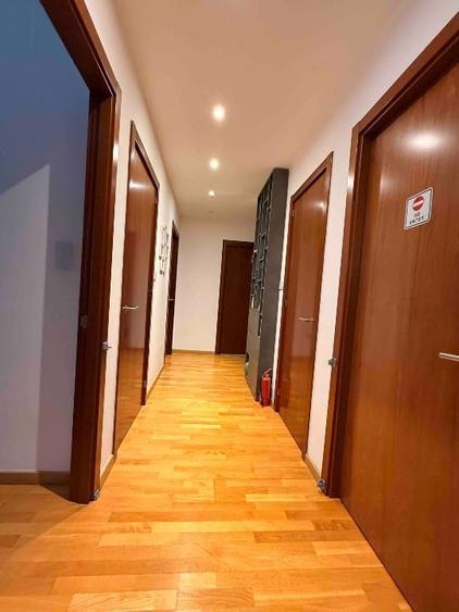Apartament cu 4 camere decomandat, mobilat în Exterior Vest