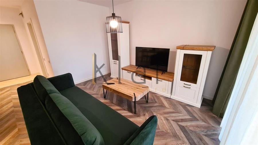 Apartament cu 2 camere semidecomandat, mobilat în Zorilor