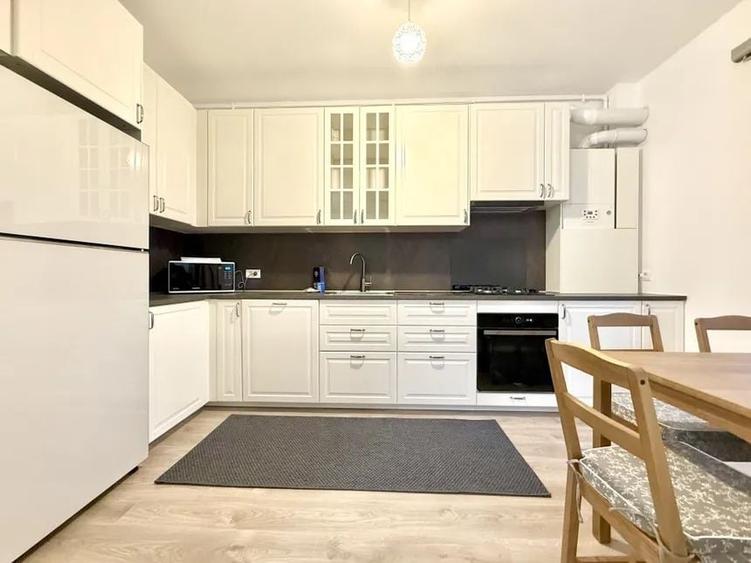 Apartament cu 2 camere decomandat în Dumbrăvița