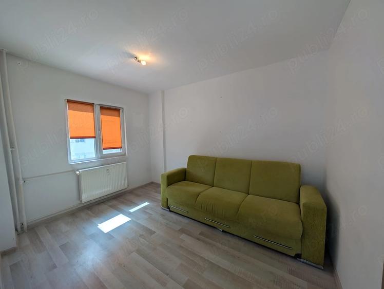 Apartament cu 2 camere semidecomandat în 8 Martie