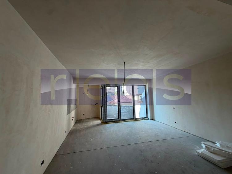 Apartament cu 3 camere în Ștefan cel Mare