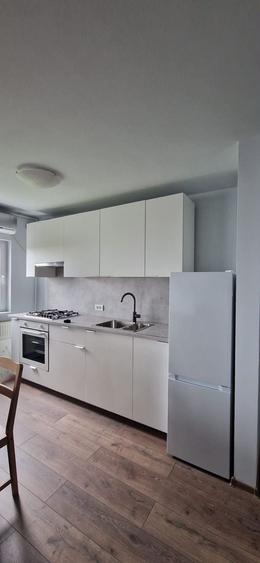 Apartament cu 2 camere semidecomandat, mobilat în Circumvalațiunii