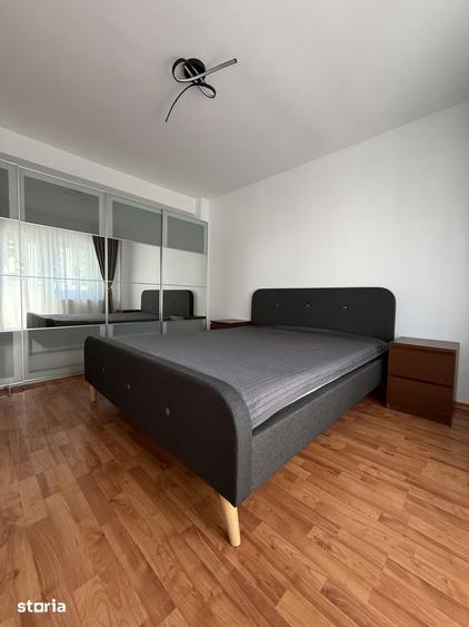 Apartament cu 3 camere decomandat în Tei